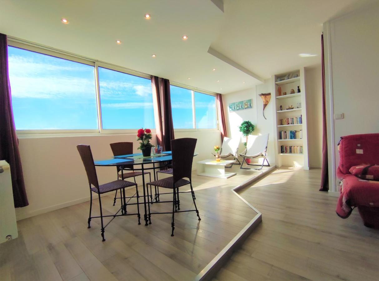 6 Appartements Et 4 Adresses A Mi-Chemin Entre Le Vieux Port Et L Ile De Re La Rochelle  Bagian luar foto
